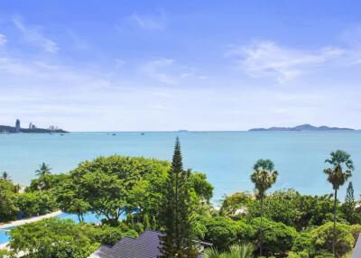 WongAmat Tower Condo for Sale in Pattaya