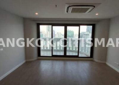 Condo at State Tower for rent