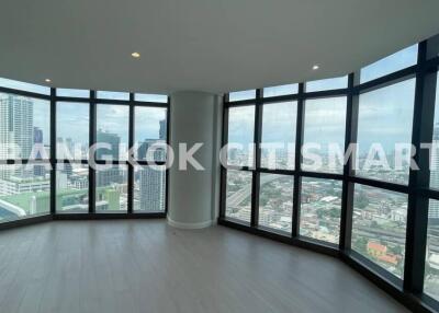 Condo at State Tower for rent