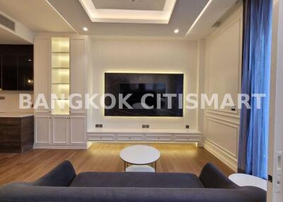 Condo at MUNIQ Langsuan for rent