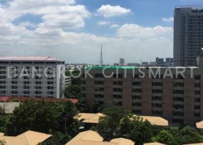 Condo at Lumpini Park Rattanathibet-Ngamwongwan for sale