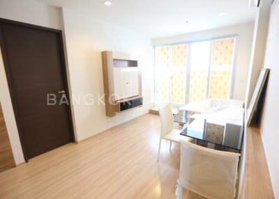 Condo at RHYTHM Sathorn for sale