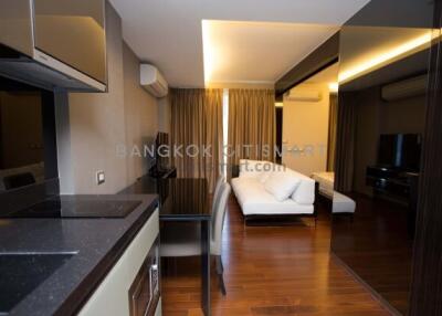 Condo at The Address Sukhumvit 61 for sale