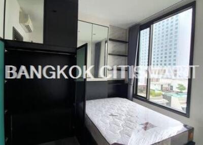 Condo at Edge Sukhumvit 23 for sale