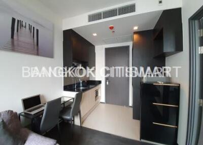 Condo at Edge Sukhumvit 23 for sale