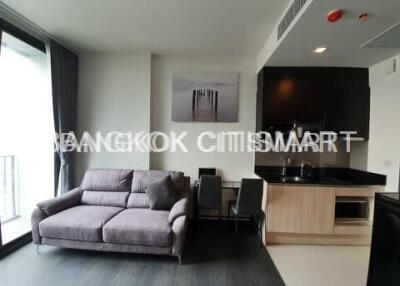 Condo at Edge Sukhumvit 23 for sale