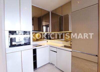Condo at The Reserve Sathorn for rent