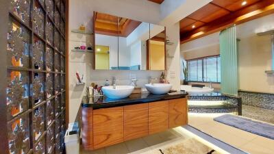 Nirvana Place Penthouse for Sale in Pattaya