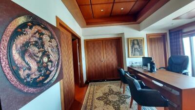 Nirvana Place Penthouse for Sale in Pattaya