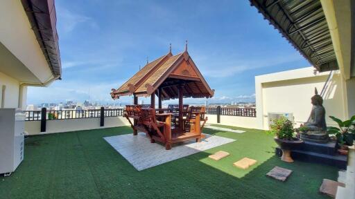 Nirvana Place Penthouse for Sale in Pattaya