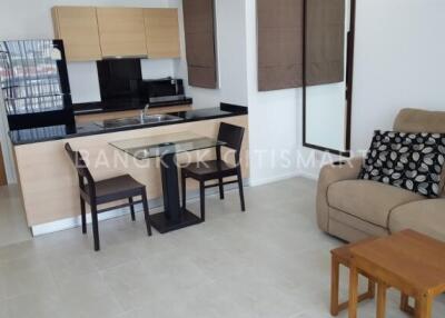 Condo at Wind Sukhumvit 23 for sale