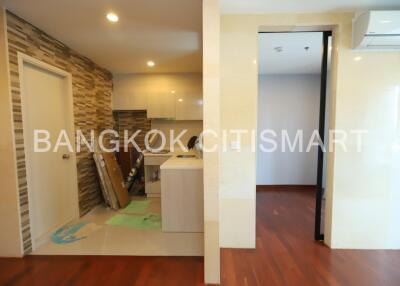 Condo at Life Asoke for sale