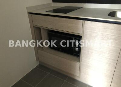 Condo at The Base Garden Rama 9 for rent