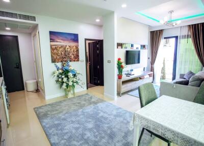 Dusit Grand Condo View for Sale in Pattaya