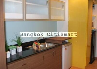 Condo at The Address Siam for rent