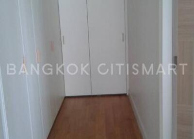 Condo at Sindhorn Residence for sale