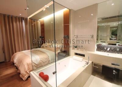 Condo at The Address Sukhumvit 28 for rent