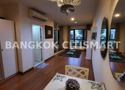 Condo at The Crest Phaholyothin 11 for sale