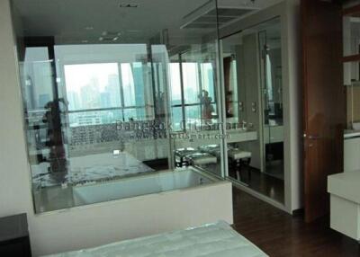 Condo at The Address Sukhumvit 28 for rent