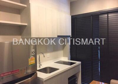 Condo at Life Sukhumvit 48 for sale