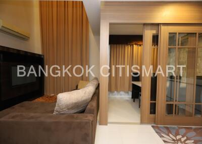 Condo at Villa Asoke for rent