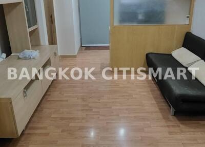 Condo at The Kris Express 2 Ratchada 19 for sale