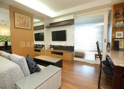 Condo at The Rajdamri for sale