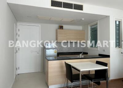 Condo at Wind Sukhumvit 23 for rent