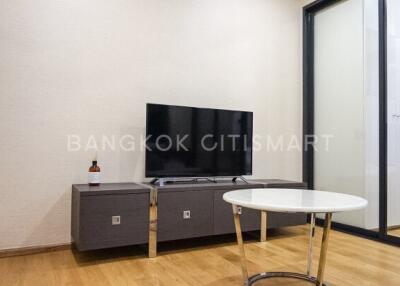 Condo at Klass Langsuan for sale