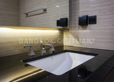 Condo at Klass Langsuan for sale