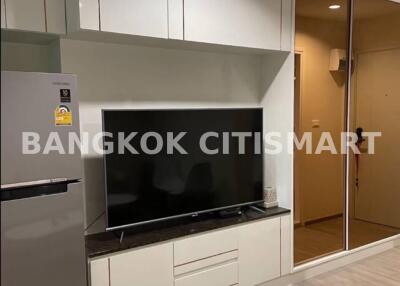 Condo at Regent Home@Bangson Station for sale