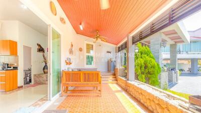 Large 3-BR Villa in Chalong