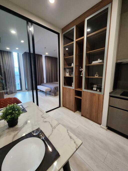 For RENT : Noble Ploenchit / 1 Bedroom / 1 Bathrooms / 45 sqm / 40000 THB [R11972]