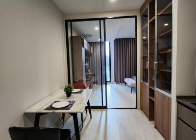 For RENT : Noble Ploenchit / 1 Bedroom / 1 Bathrooms / 45 sqm / 40000 THB [R11972]