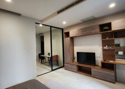 For RENT : Noble Ploenchit / 1 Bedroom / 1 Bathrooms / 45 sqm / 40000 THB [R11972]