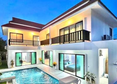 House For Sale in East Pattaya - 5 Bed 6 Bath