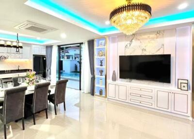 House For Sale in East Pattaya - 5 Bed 6 Bath