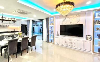House For Sale in East Pattaya - 5 Bed 6 Bath