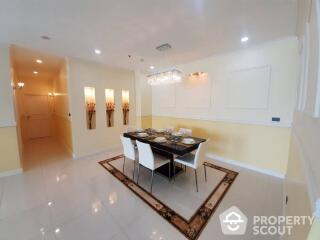 3-BR Condo at Baan Sathorn Chaopraya near BTS Krung Thon Buri (ID 513731)