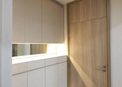 1-BR Condo at Noble Ploenchit near BTS Phloen Chit (ID 491705)