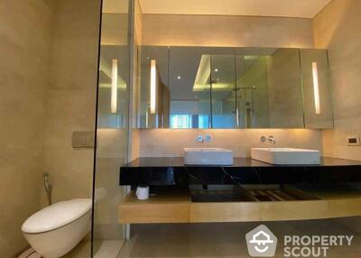 2-BR Condo at Saladaeng Residences near MRT Si Lom