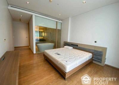 2-BR Condo at Saladaeng Residences near MRT Si Lom