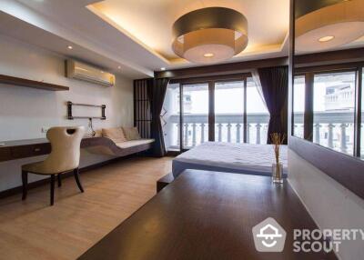 1-BR Condo at Nusa State Tower Condominium near BTS Saphan Taksin (ID 418232)