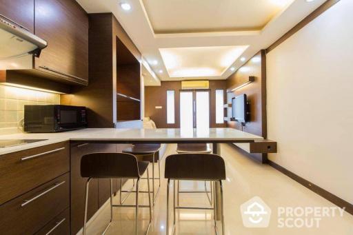 1-BR Condo at Nusa State Tower Condominium near BTS Saphan Taksin (ID 418232)