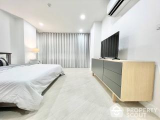 2-BR Condo at The Clover Thonglor Residence near BTS Thong Lor