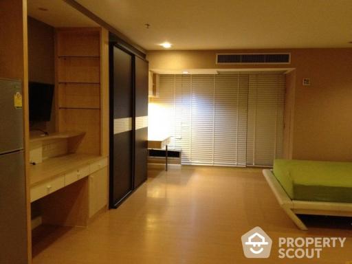 1-BR Condo at The Trendy Condominium near BTS Nana