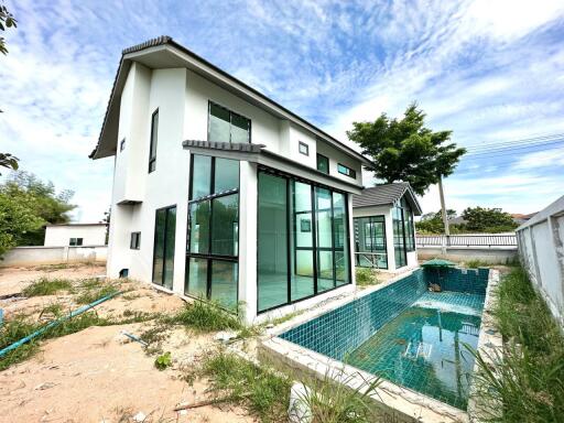 House For Sale 7.9 million baht