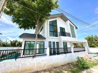 House For Sale 7.9 million baht