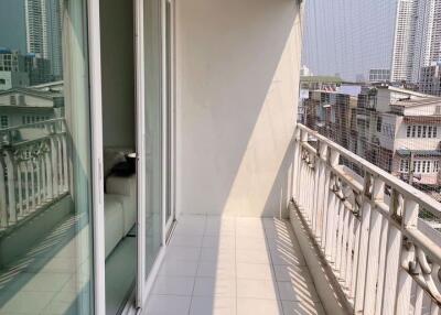 2 bed Condo in The Bangkok Sathorn-Taksin Khlong Ton Sai Sub District C020292