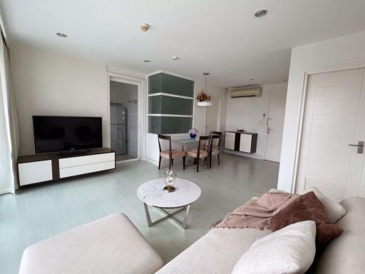 2 bed Condo in The Bangkok Sathorn-Taksin Khlong Ton Sai Sub District C020292